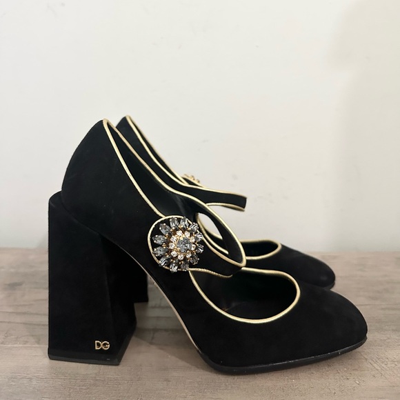 Dolce Gabbana size 35/5 black platform suede heels - Picture 1 of 7